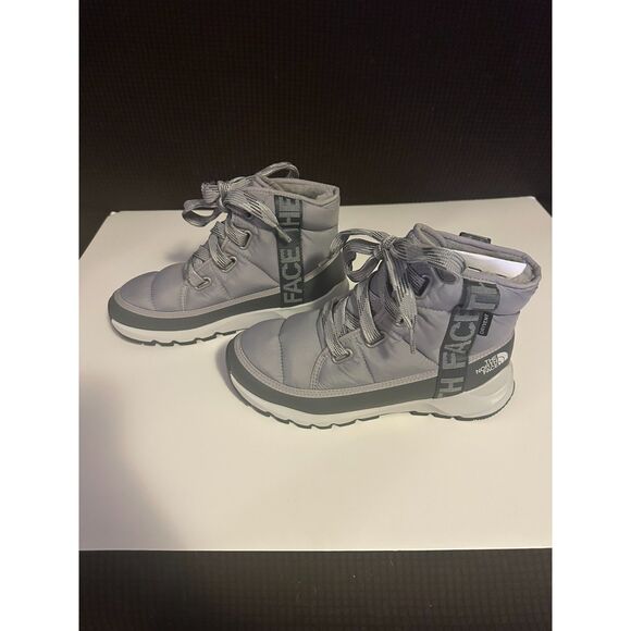 NWOT The North Face ThermoBall Lace-up Luxe WP Women's Boots Grey Size 8 - Picture 1 of 6